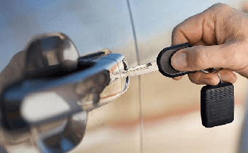 Car Key Locksmith Services